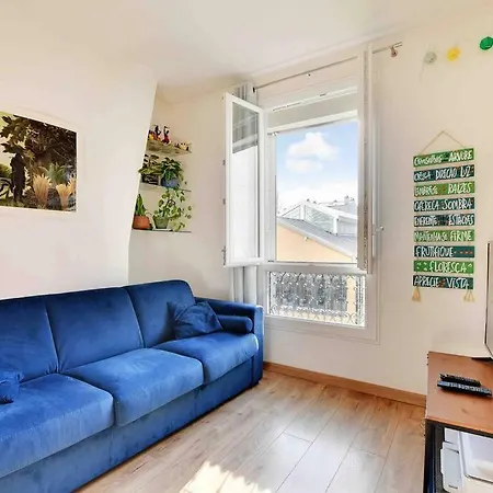 Cocon Lumineux Et Confortable Aux Buttes-chaumont Apartment