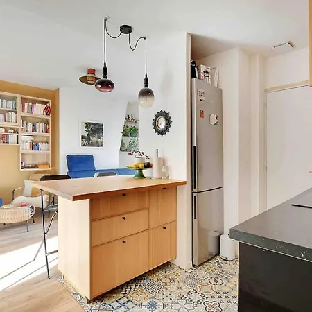Apartment Cocon Lumineux Et Confortable Aux Buttes-chaumont Paris